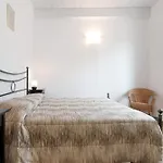 Casa Mare Montaretto 1 *